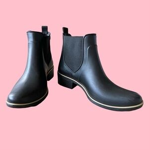 Kate Spade New York Solstice Rubber Black Rain Chelsea Boots Size 6